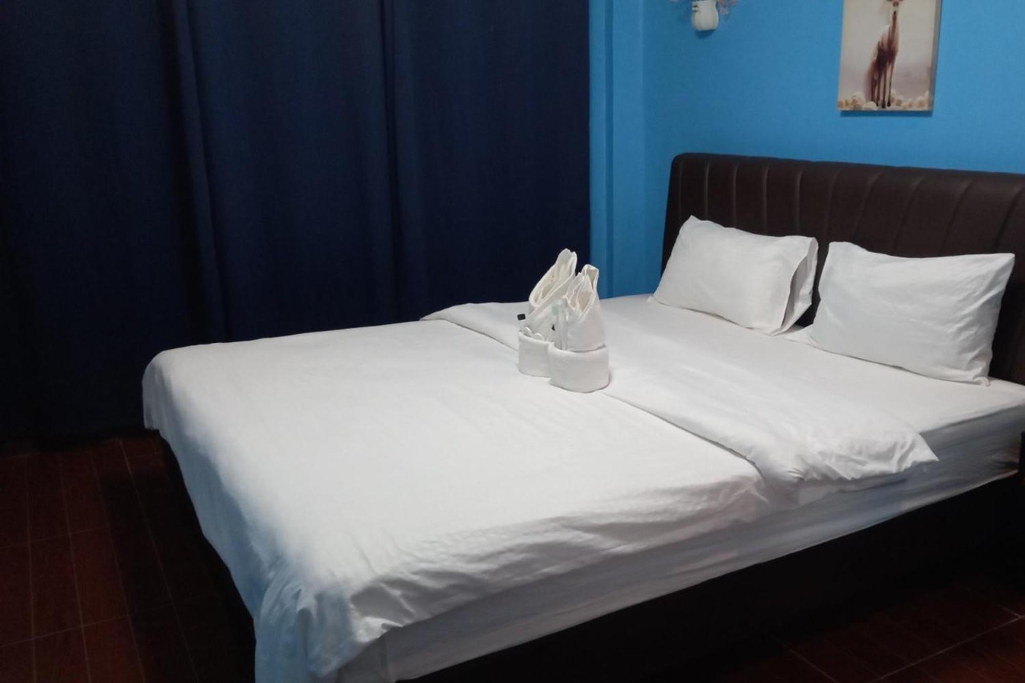 Dolphin Bay Resort Puerto Galera Dış mekan fotoğraf
