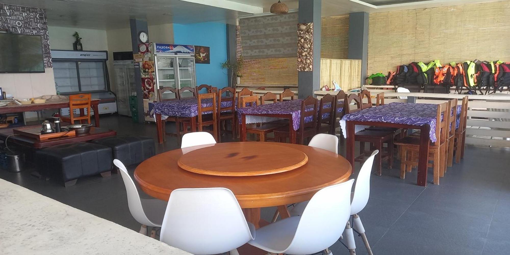 Dolphin Bay Resort Puerto Galera Dış mekan fotoğraf